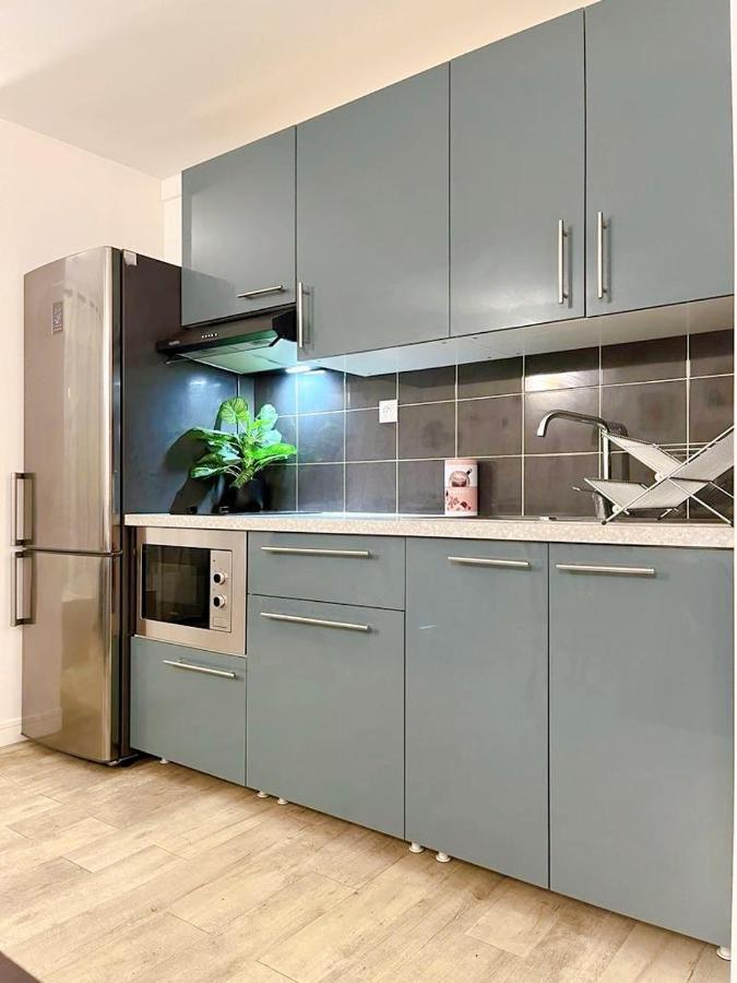 Colors Of Life Apartment